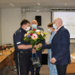 Odchodzący na emeryturę asp. sztab. Marian Lewandowski podziękował radnym i włodarzom gminy za współpracę na rzecz społeczeństwa