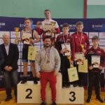 Mateusz Zawadzki na trzecim stopniu podium kategorii do 57 kg